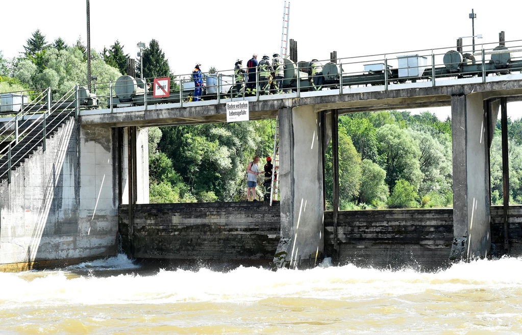 Feuerwehreinsatz an der Isar - Symbolbild — © Bild: Berufsfeuerwehr München