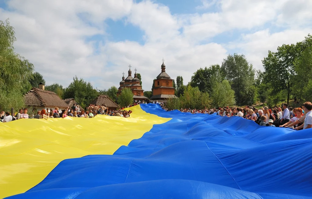 Fahne Ukraine — © Bild: oleg_mit auf Pixabay