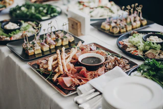 Essen — © Bild: Adobe Stock / Sonyachny