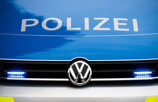 Zu einem tödlichen Unfall im Landkreis Main-Spessart wurde die Polizei am Vormittag gerufen. (Symbolbild) — © Lino Mirgeler/dpa