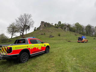 Die Frau rutschte an einer Felskante ab und stürzte über zehn Meter in die Tiefe. — © News5 / Ferdinand Merzbach/NEWS5/dpa