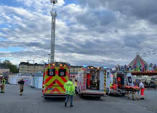 Auf dem Volksfest in Bayreuth ist es am Abend zu einem Unfall gekommen.  — © Ferdinand Merzbach/NEWS5/dpa