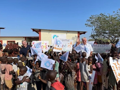 Leitner Reisen eröffnet erste Bildungseinrichtung in Namibia