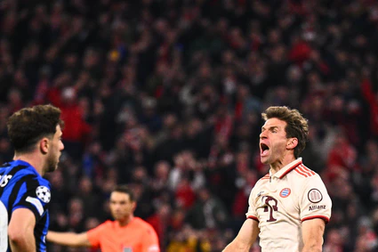 Große Gefühls-Explosion: Thomas Müller nach seinem Tor zum 1:1. — © Tom Weller/dpa