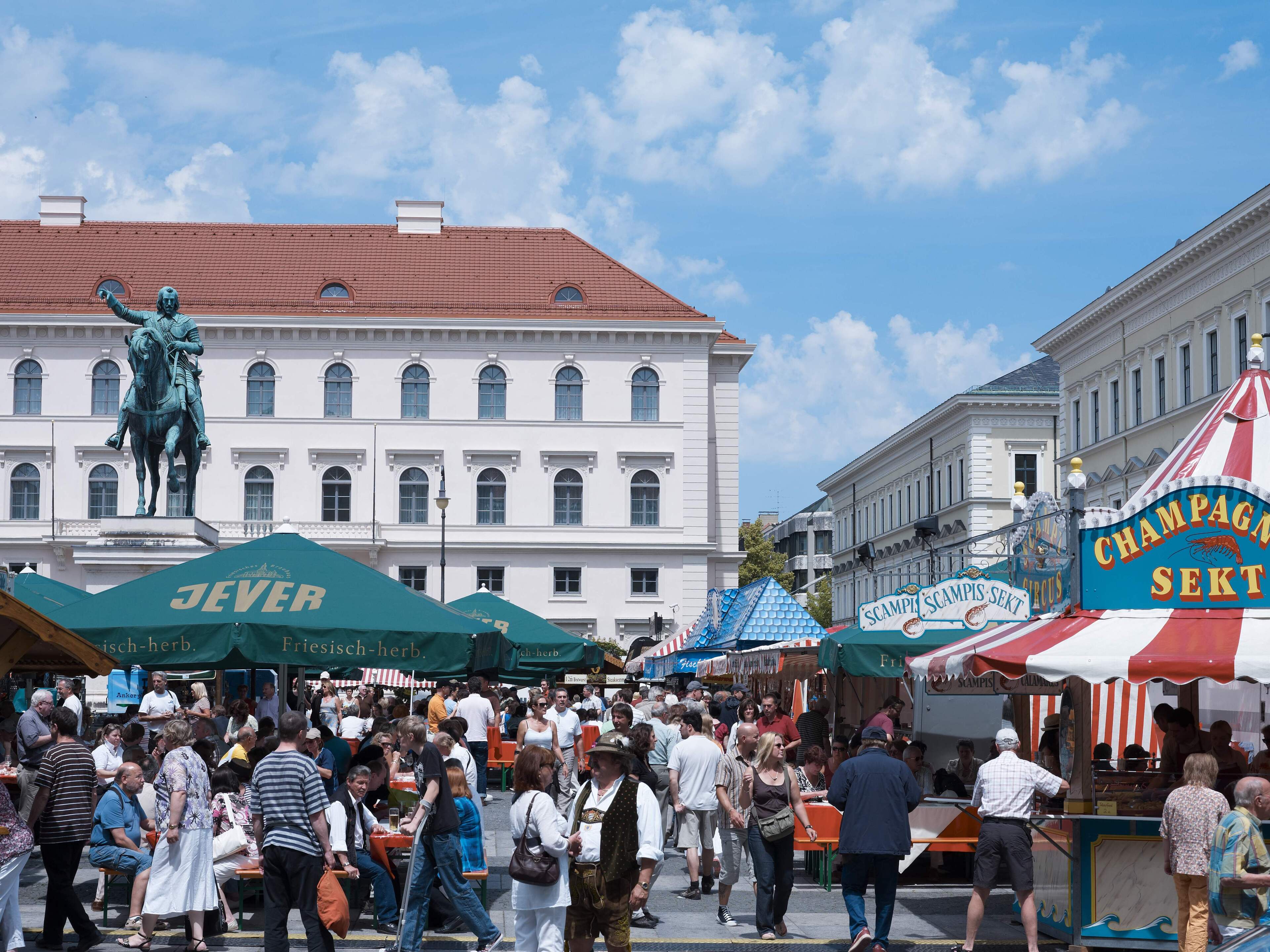 Мюнхен 18. Fischmarkt. Fischmarkt Luxemburg государственный музей.